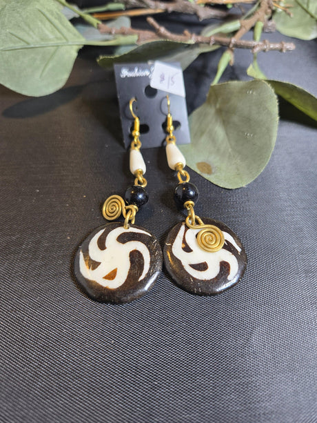 Brass and bone Earrings - Ase Origins