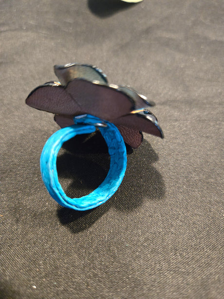 Leather Flower Ring - Ase Origins