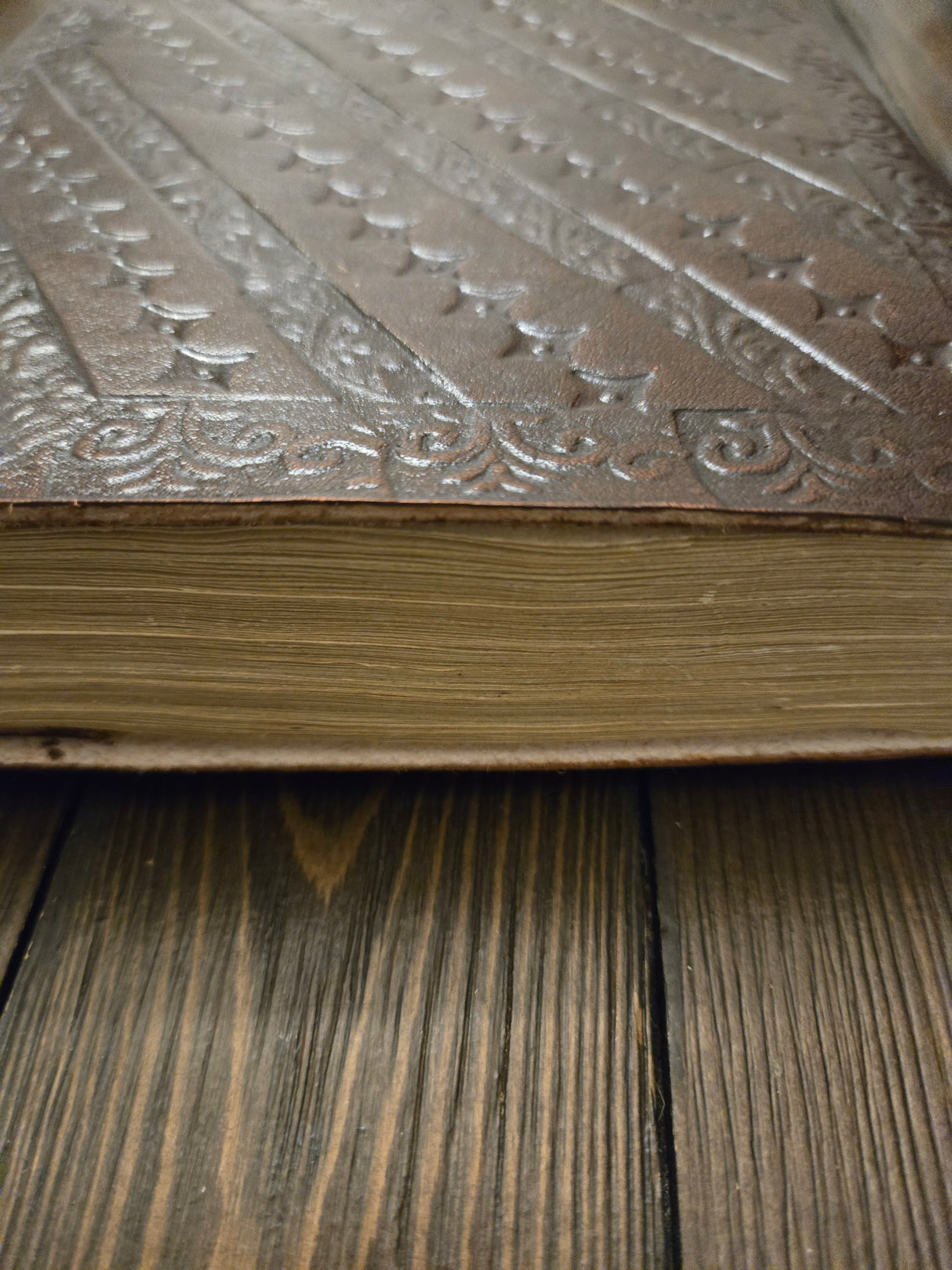 Large Leather 7 chakras Journal